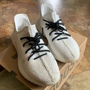Yeezy 350 cream